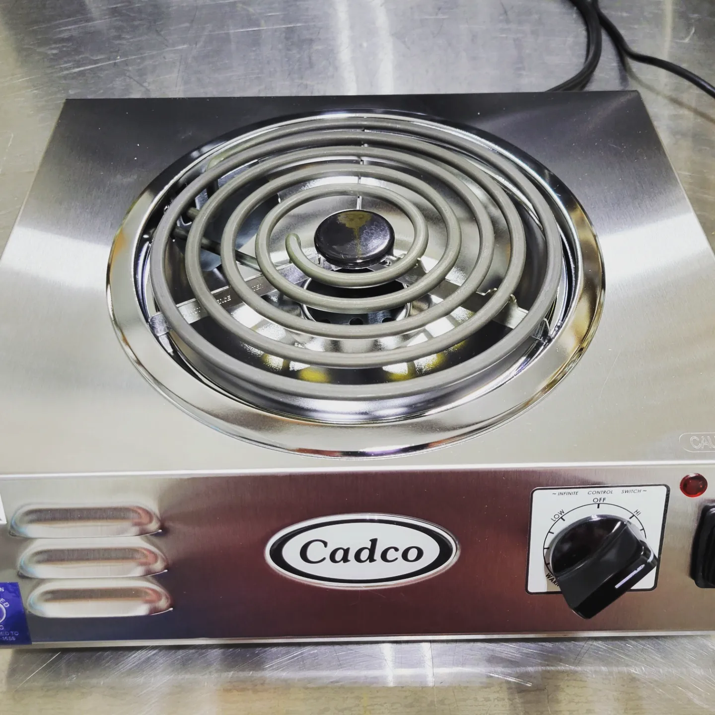 Cadco 120v 1500w Hot Plate - Myers Mushrooms